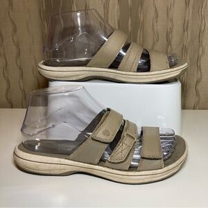 Clarks Cloudsteppers Women's 6 Tan 3 Strap Slide On Sandal Adjustable Velcro